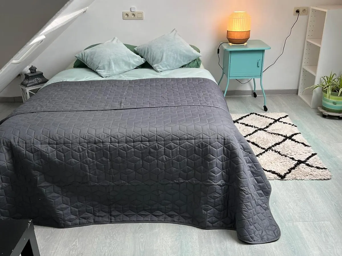 Cosy 1 Bedroom Apartment 900M From Beach Ostend Belgium